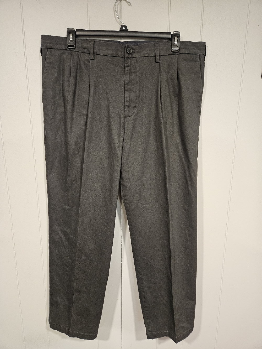 Dockers Signature Khaki Mens 40x30 Classic Fit Dress Pants Gray Lux Cotton Flex